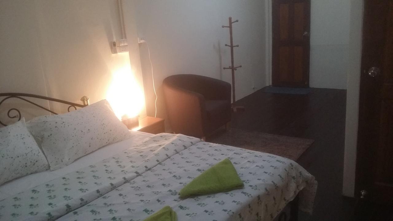 On Nut Hostel Ban Khlong Nang Li Exterior foto