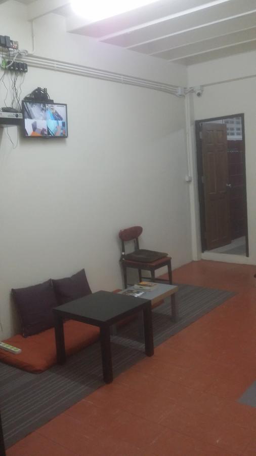 On Nut Hostel Ban Khlong Nang Li Exterior foto